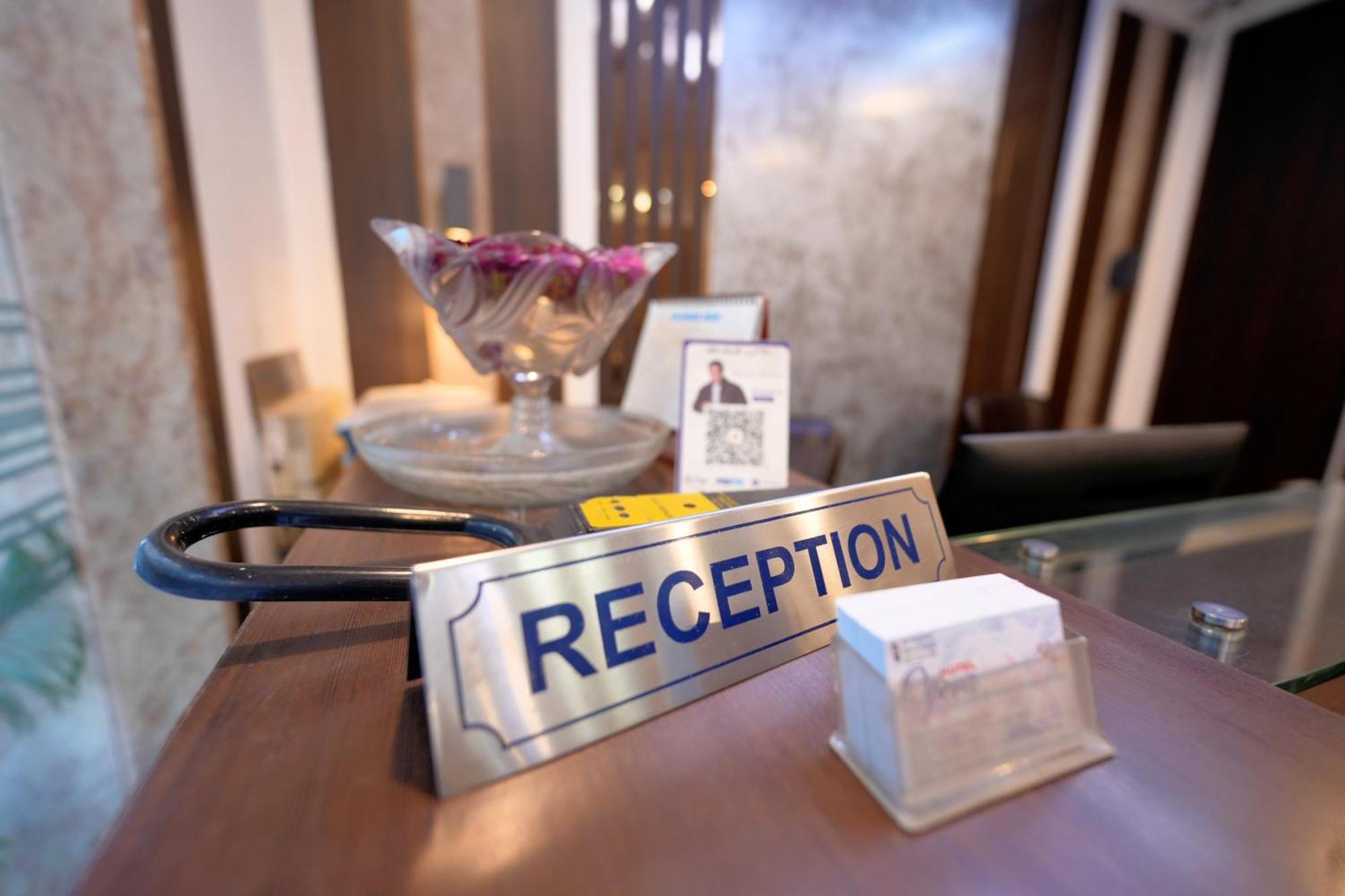 โอเทล โอเปร่า Hotel เดลี ภายนอก รูปภาพ