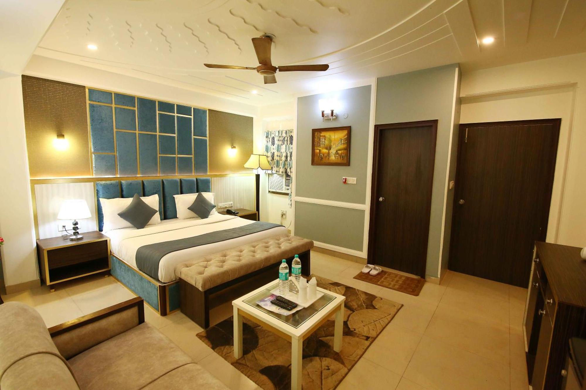 โอเทล โอเปร่า Hotel เดลี ภายนอก รูปภาพ